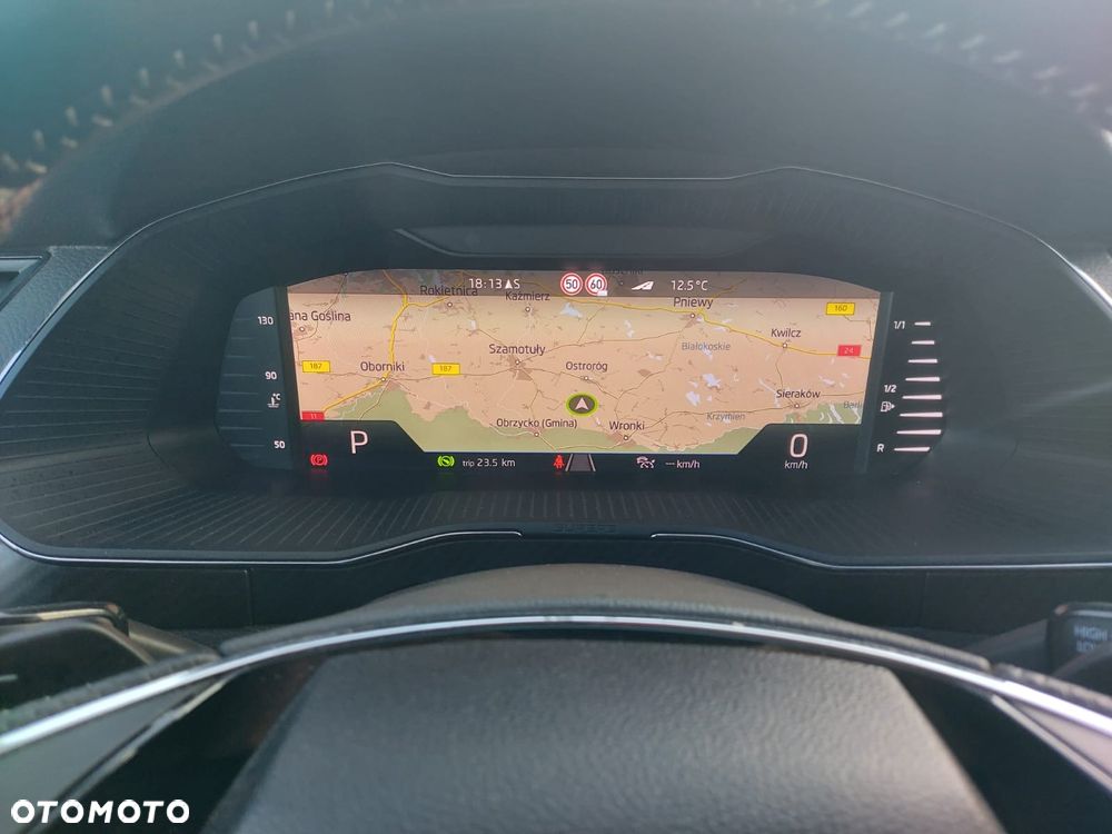 Skoda Superb 2.0 TDI DSG Sportline - 32