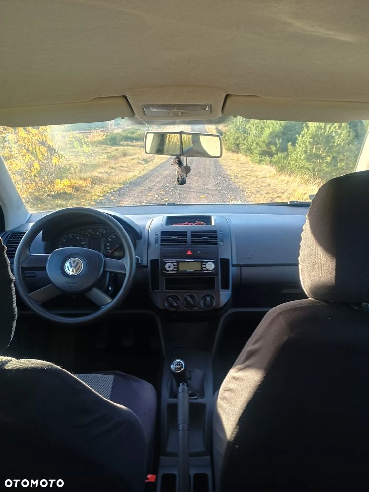 Volkswagen Polo - 5