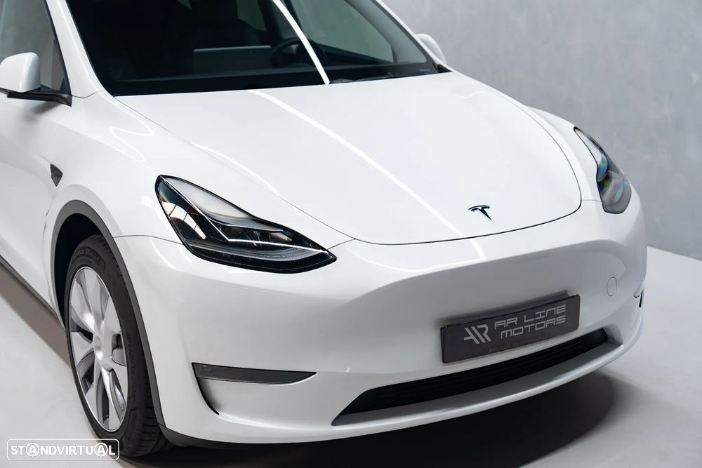 Tesla Model Y Long Range Dual Motor AWD - 7