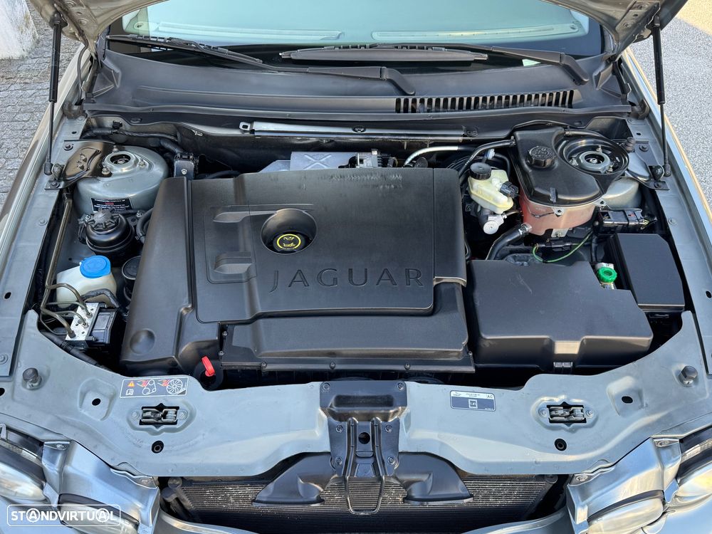Jaguar X-Type 2.0 D Executive - 16