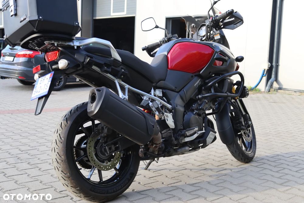 Suzuki V-STROM - 8