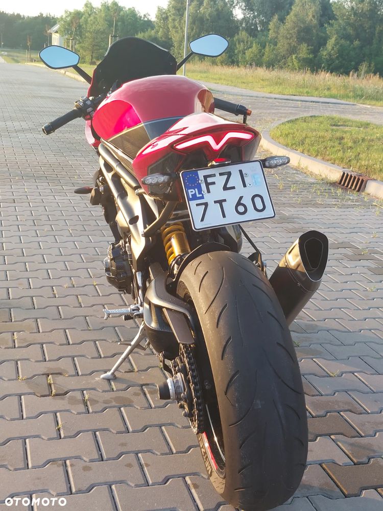Triumph Speed Triple - 17