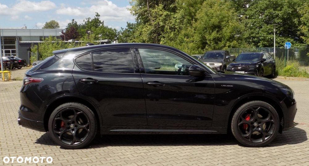 Alfa Romeo Stelvio - 3