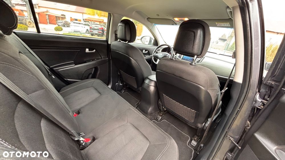 Kia Sportage 1.6 GDI Business Line L 2WD - 8