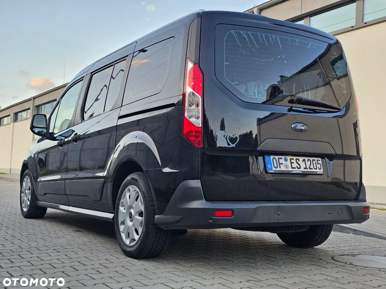 Ford Tourneo Connect - 4