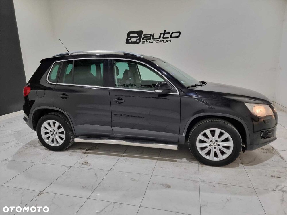 Volkswagen Tiguan - 2