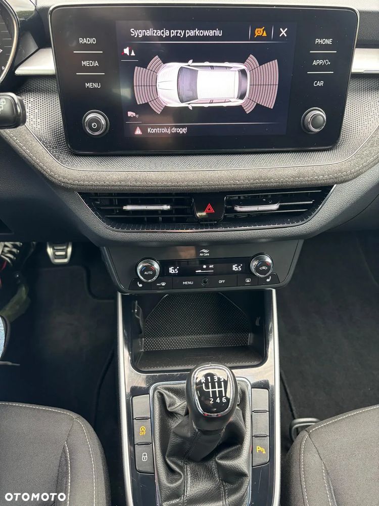 Skoda Fabia 1.0 TSI Monte Carlo - 25