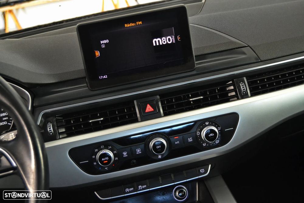 Audi A4 Avant 2.0 TDI - 23