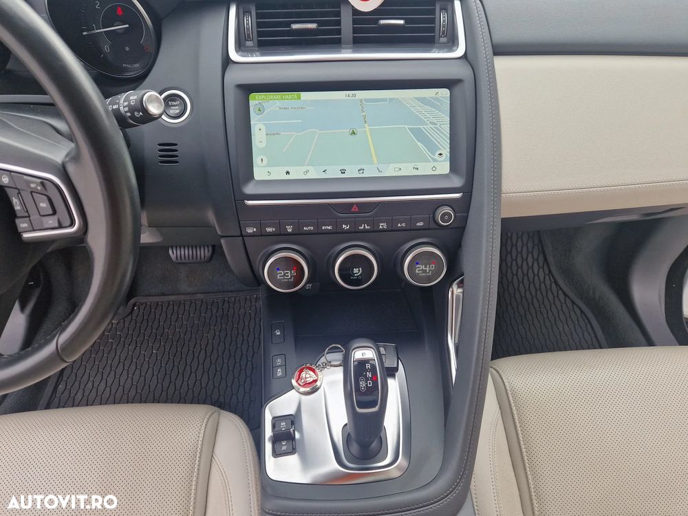 Jaguar E-Pace D150 AWD Base - 7