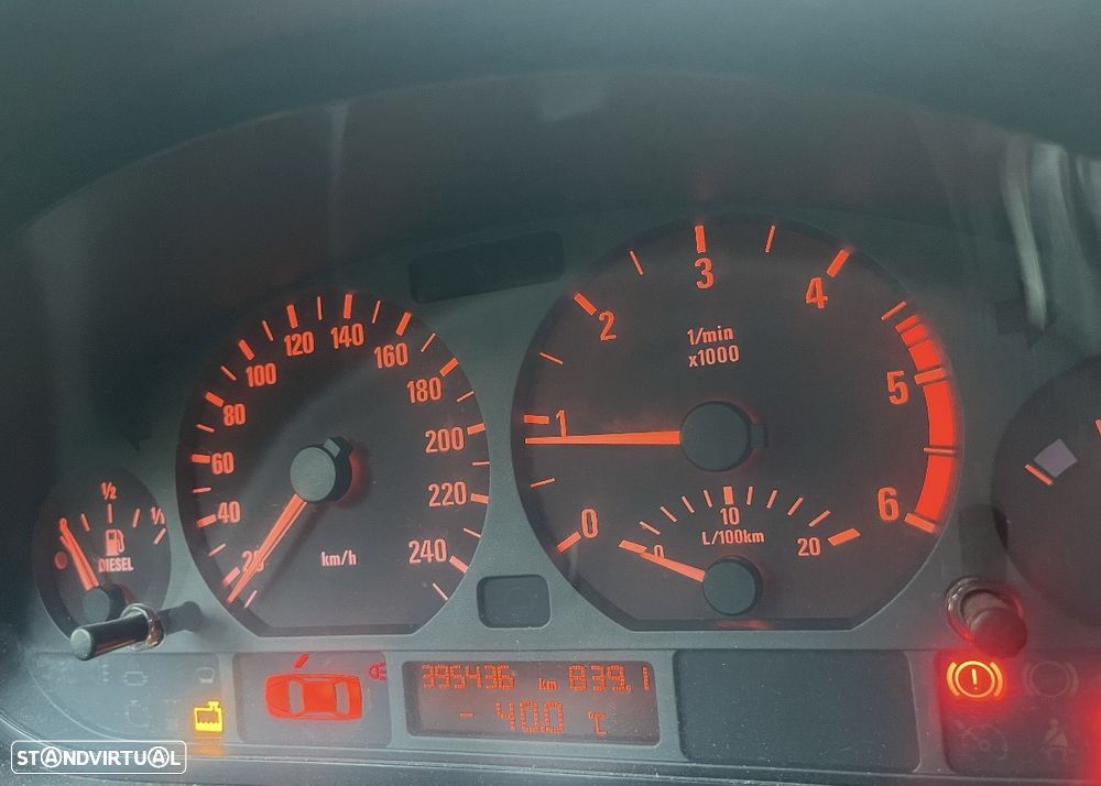 BMW 320 d Touring - 11