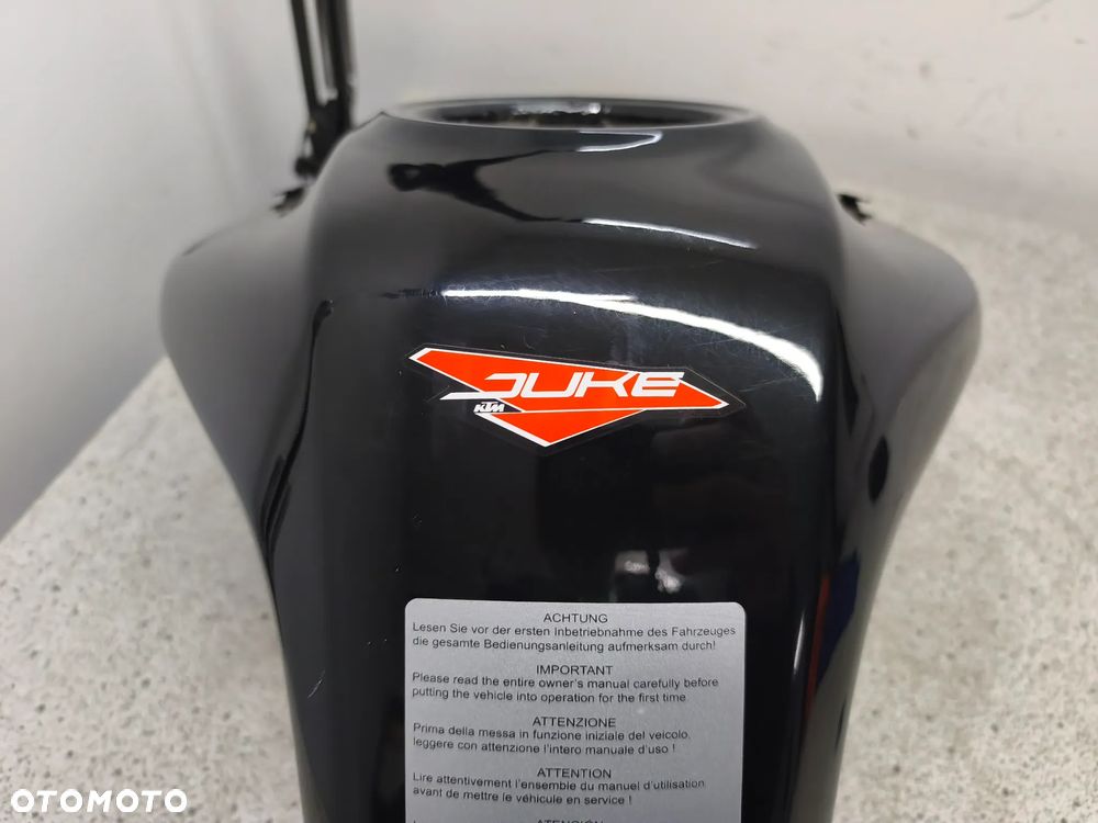 Bak, zbiornik paliwa KTM 125 Duke - 18