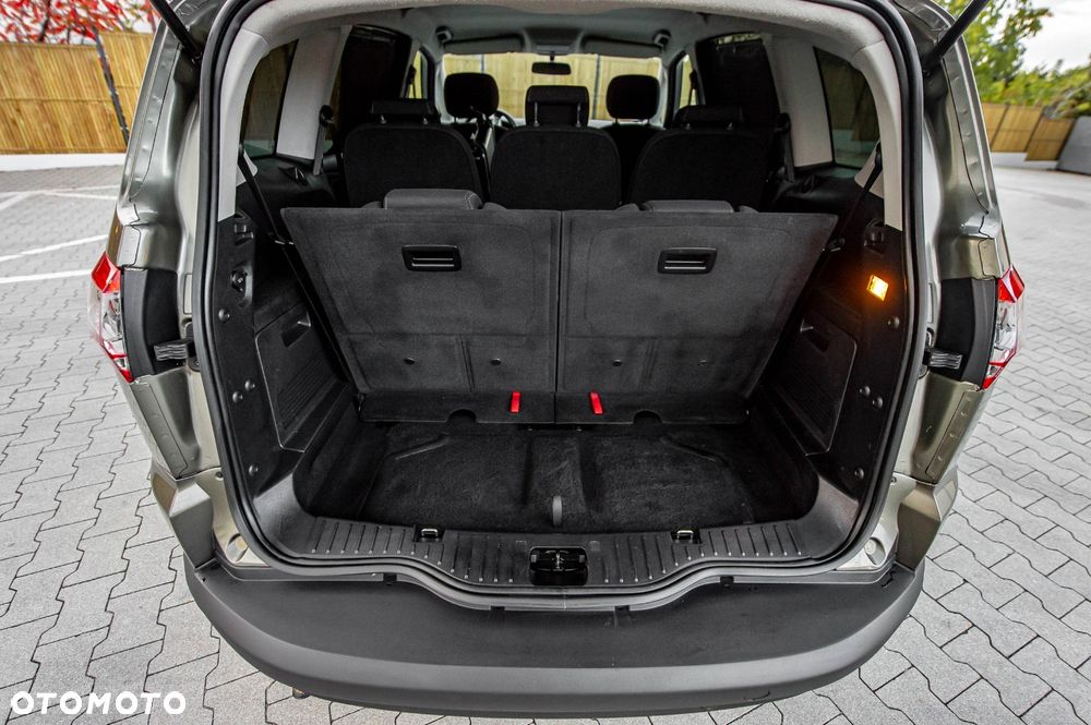 Ford S-Max 2.0 Viva Titanium - 38