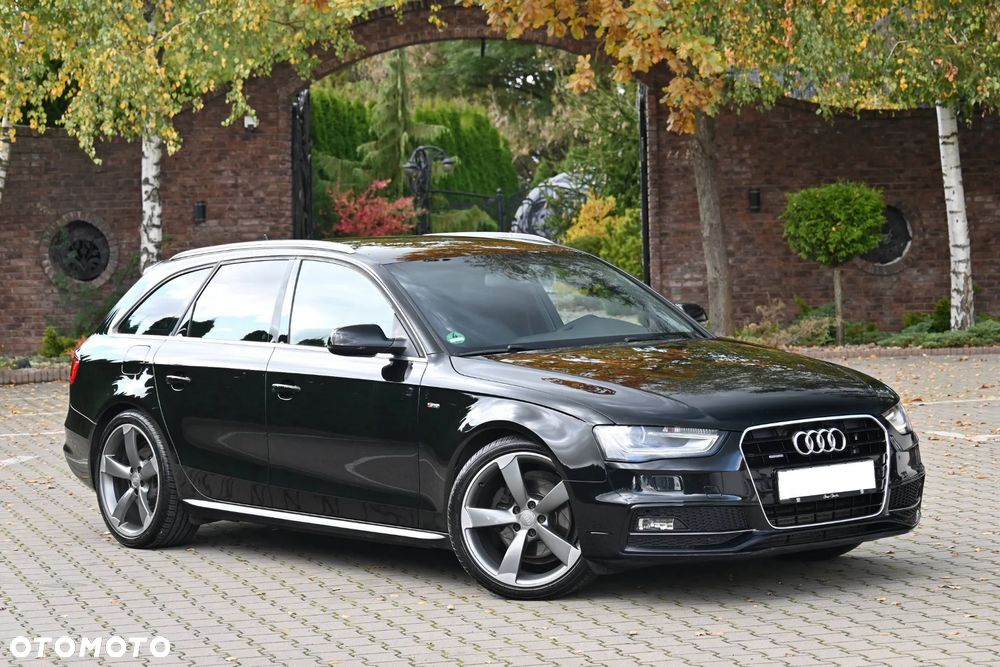 Audi A4 Avant 2.0 TDI DPF quattro S tronic S line Sportpaket - 4