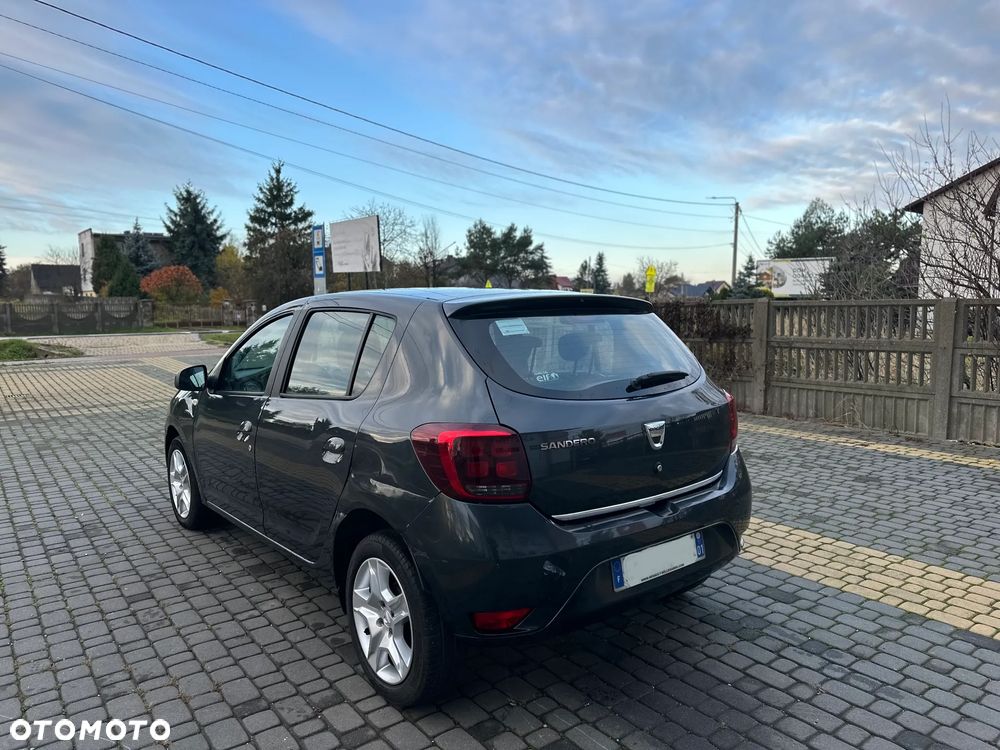 Dacia Sandero SCe 75 Laureate - 9