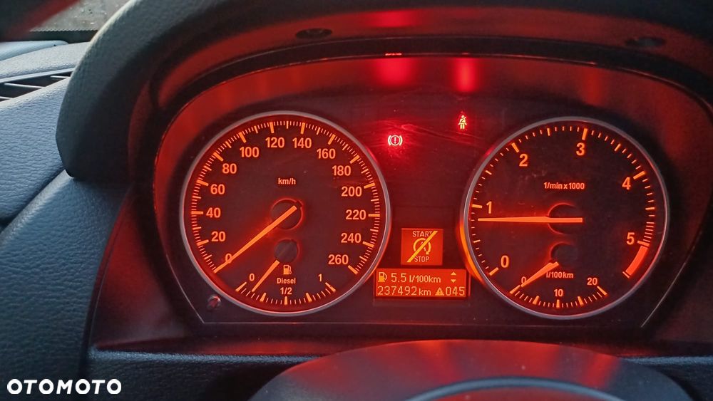 BMW X1 sDrive18d xLine - 14