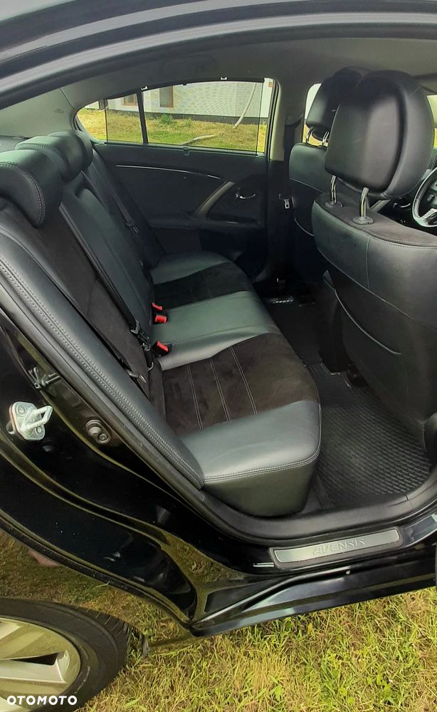 Toyota Avensis 1.8 Sol plus - 7