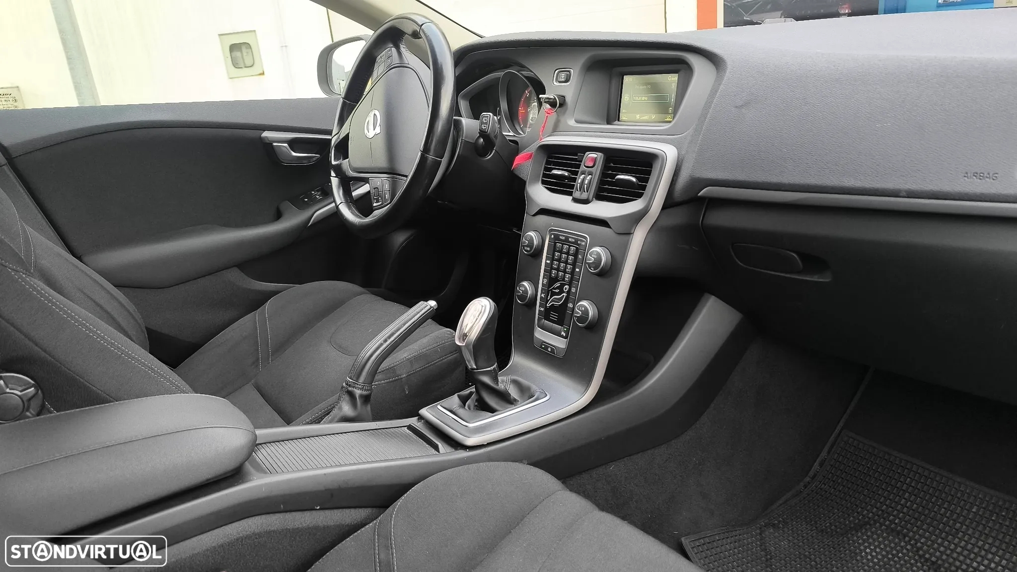 Volvo V40 1.6 D2 Eco Momentum - 7
