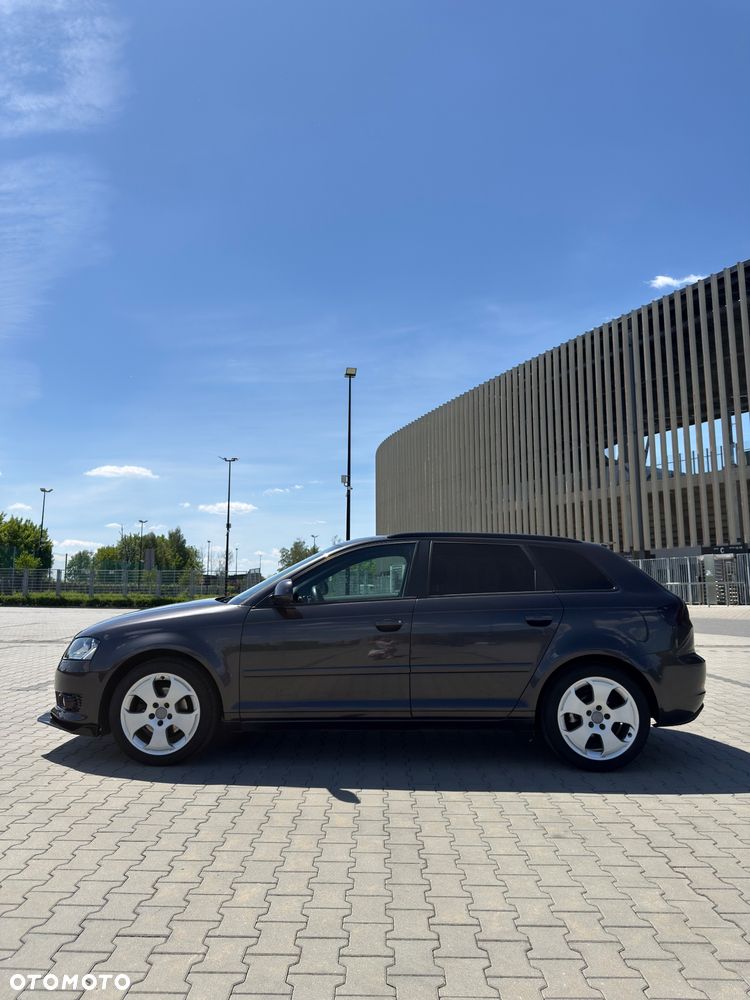 Audi A3 Sportback 1.9 TDI DPF Ambition - 4