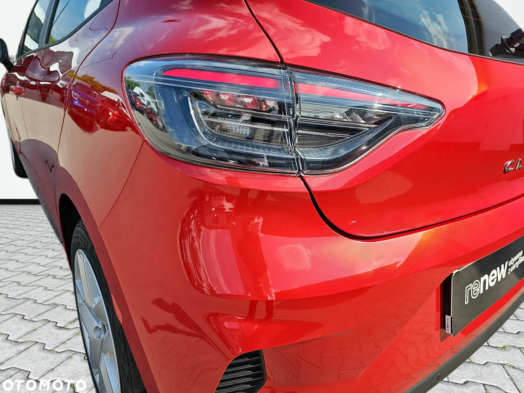 Renault Clio 1.0 TCe Evolution - 24