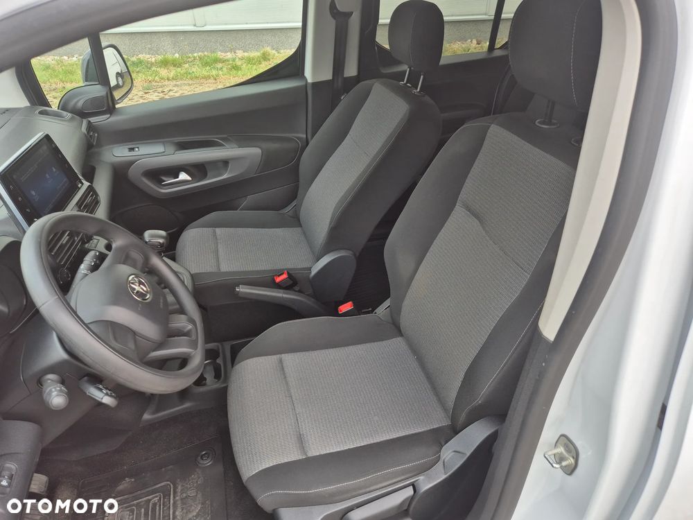 Toyota Proace City Verso 1.5 D-4D Business - 12