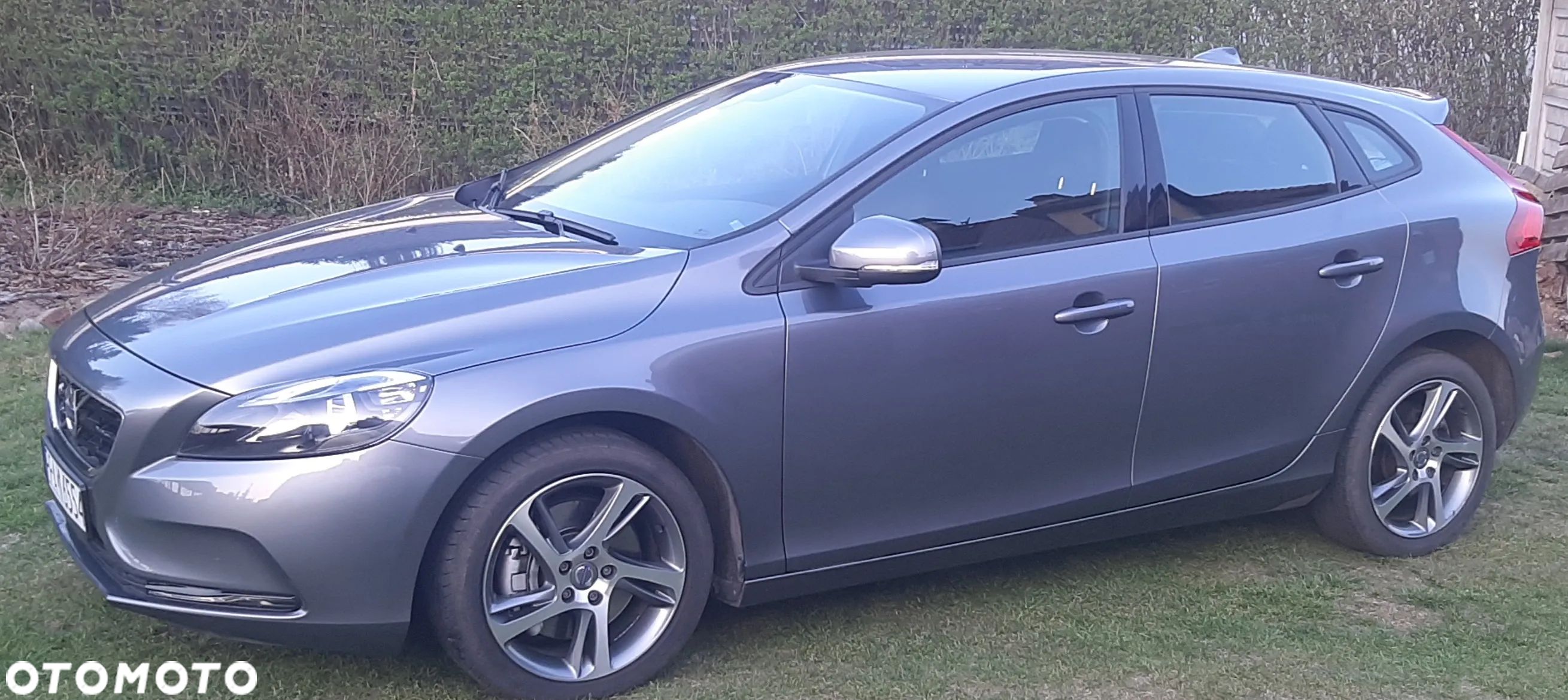 Volvo V40 D3 Drive-E Momentum - 1