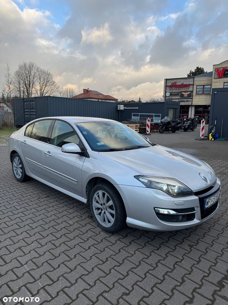 Renault Laguna - 1