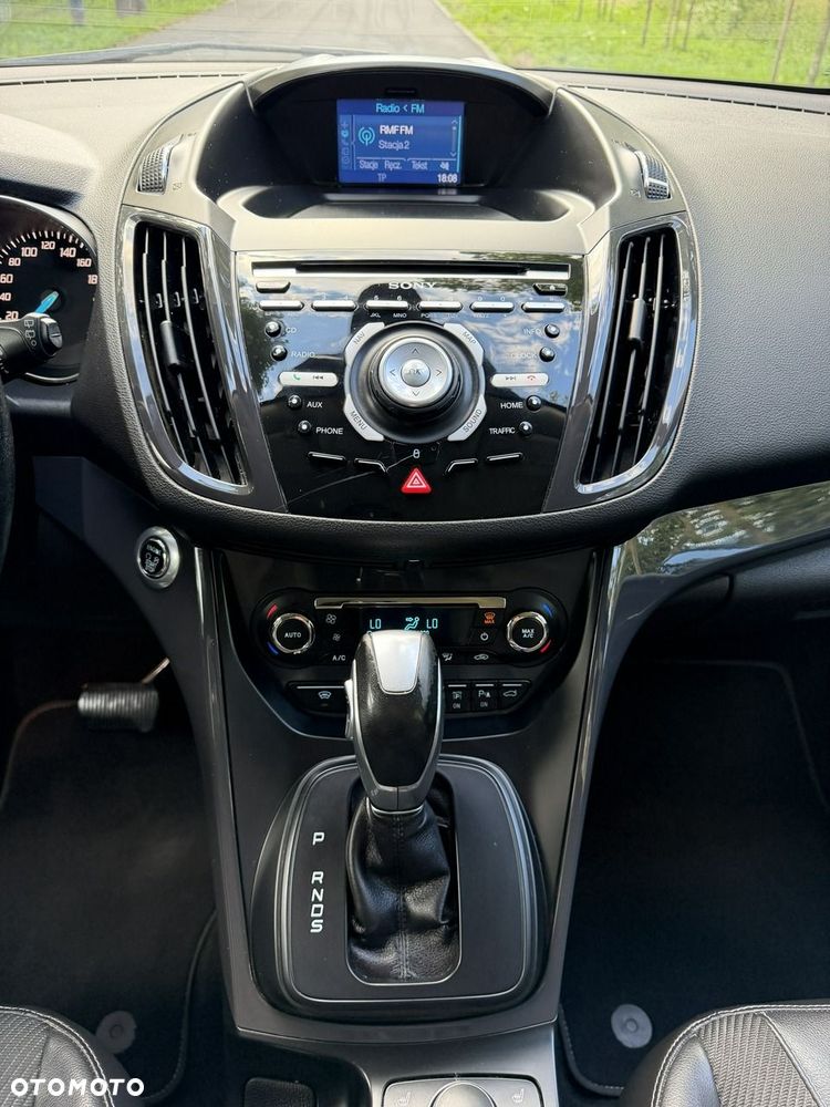 Ford Kuga - 36