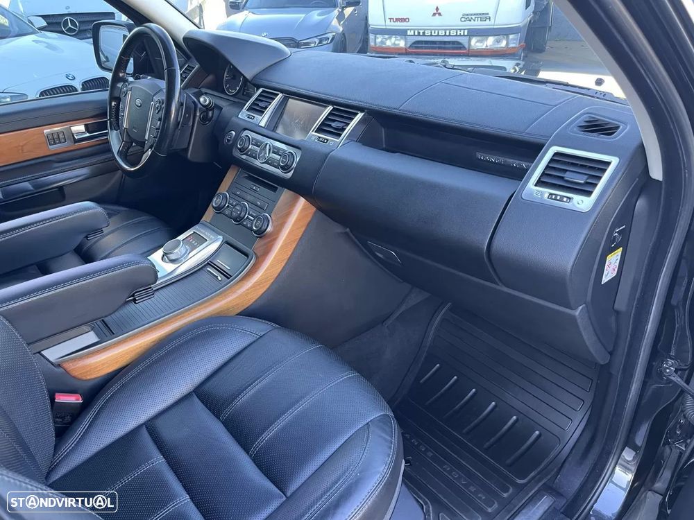 Land Rover Range Rover Sport 3.0 SDV6 HSE Black - 59