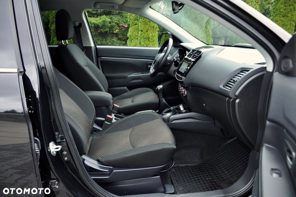 Mitsubishi ASX - 17