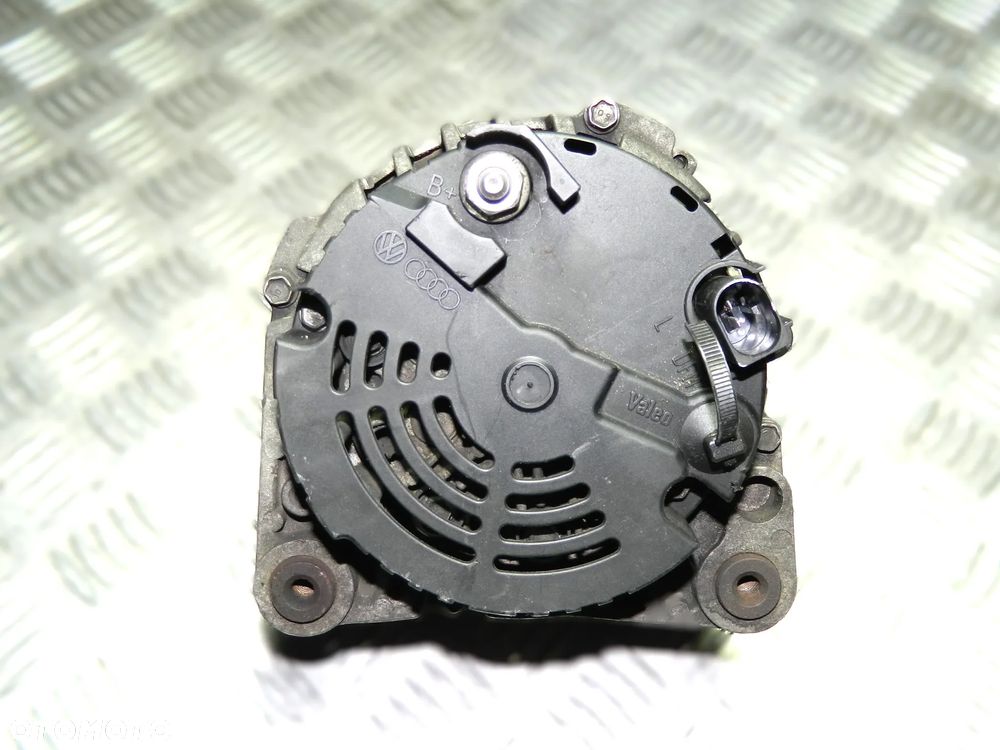 Audi A4 B5 Skoda Superb I VW Passat B5 alternator 1.9 2.0 TDI - 4