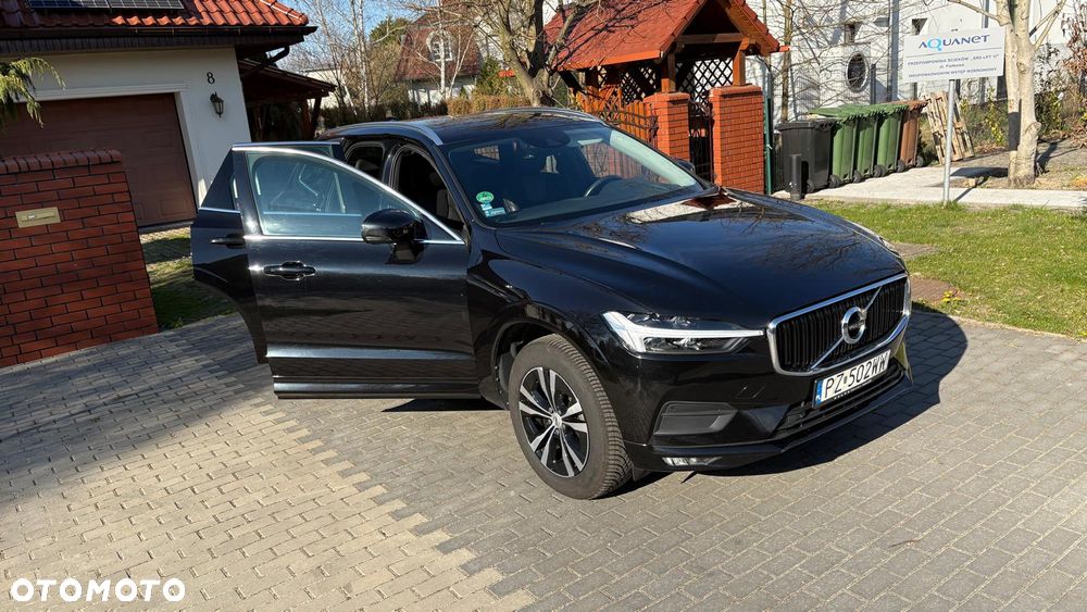 Volvo XC 60 B4 D AWD Momentum Pro - 4