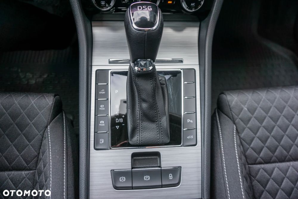 Skoda Superb 1.4 TSI Plug-In Hybrid Ambition DSG - 22