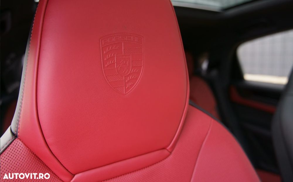 Porsche Cayenne Coupe E-Hybrid Black Edition - 14