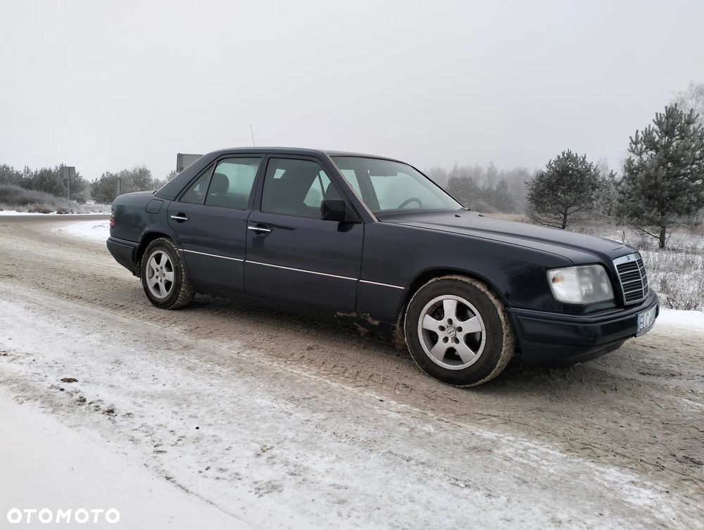 Mercedes-Benz Klasa E 200 T - 11