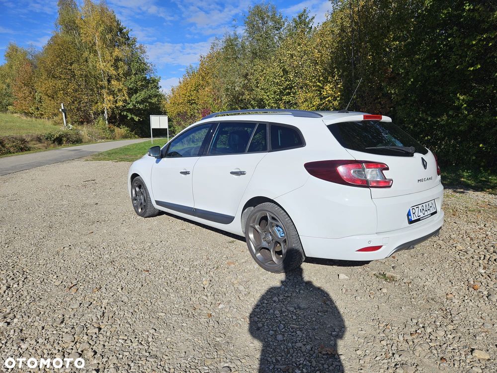 Renault Megane TCe 180 GT - 4