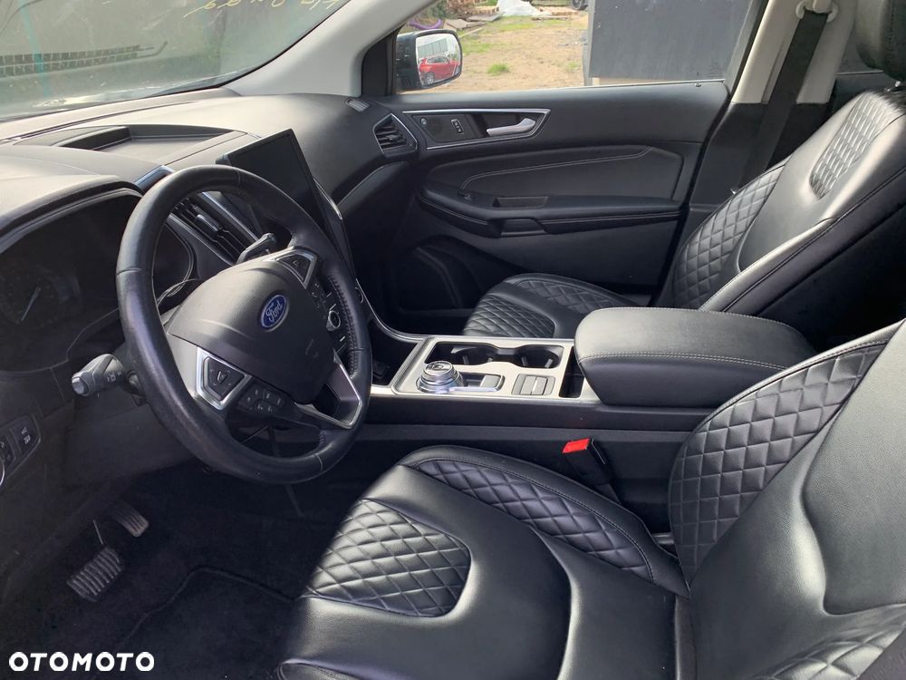 Ford Edge - 15