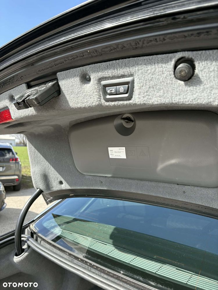 BMW Seria 7 730Ld - 14