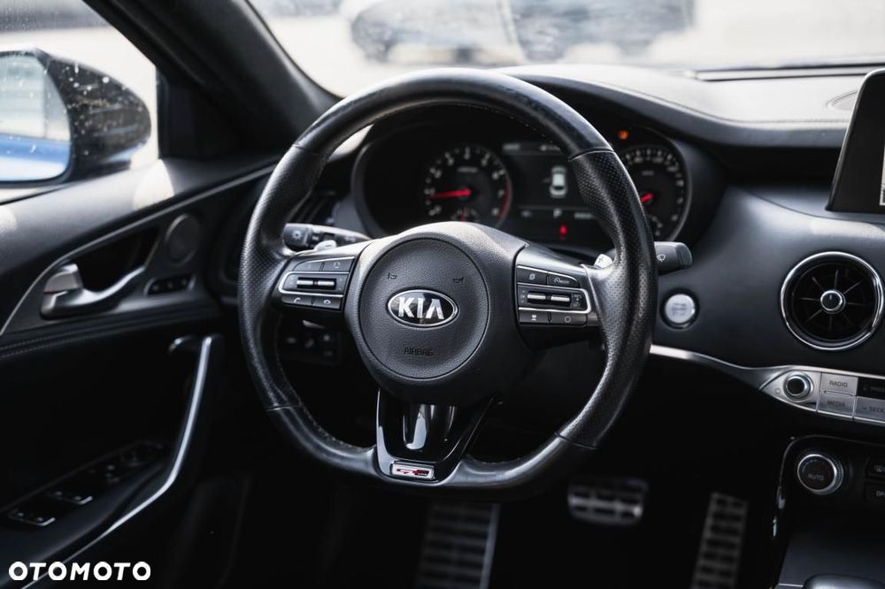 Kia Stinger - 20