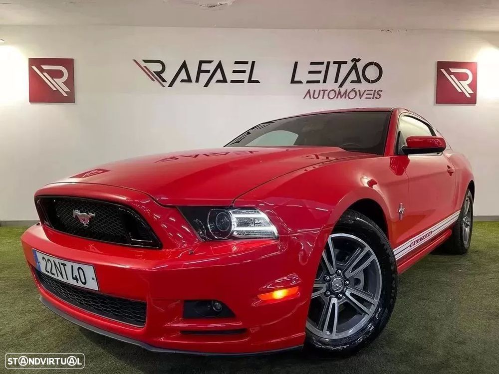 Ford Mustang — photo 2