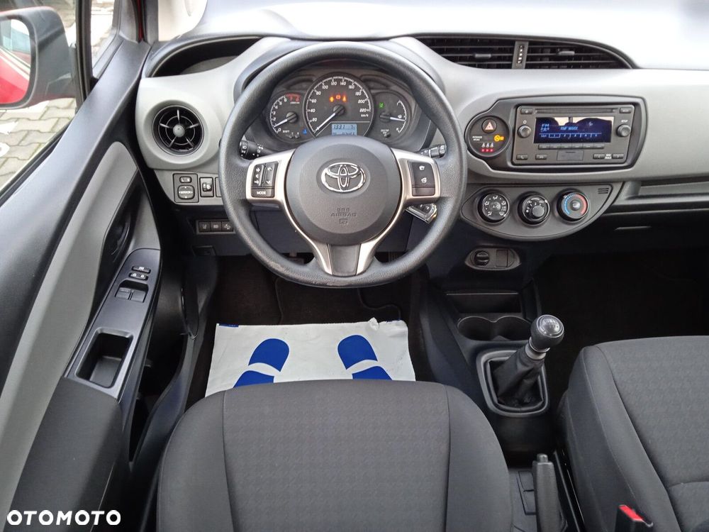 Toyota Yaris 1.5 Active - 10