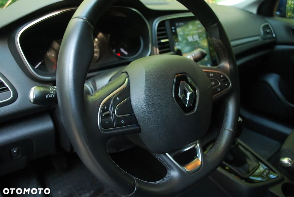 Renault Megane 1.6 SCe Life - 17