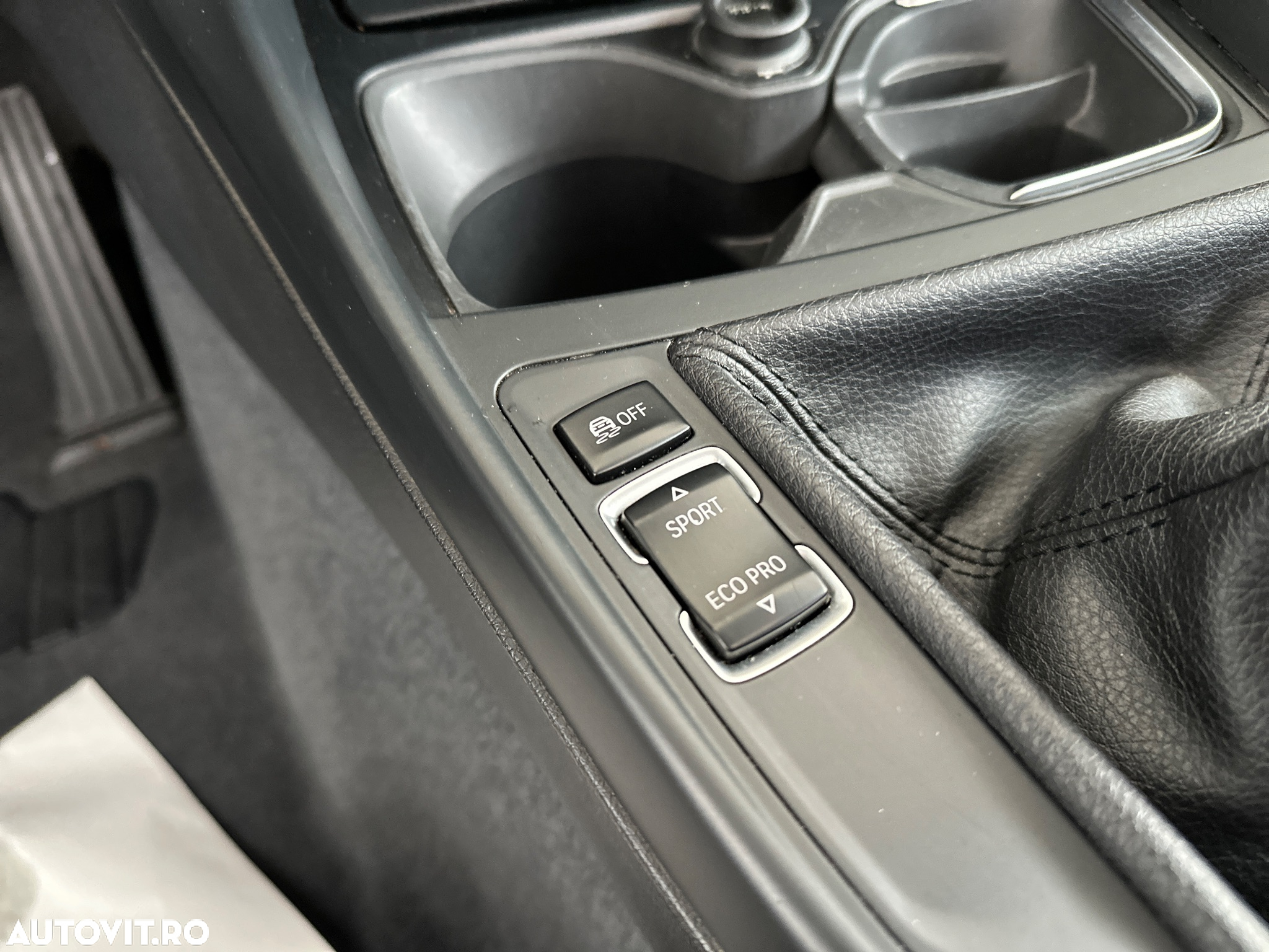 BMW Seria 1 118i - 25