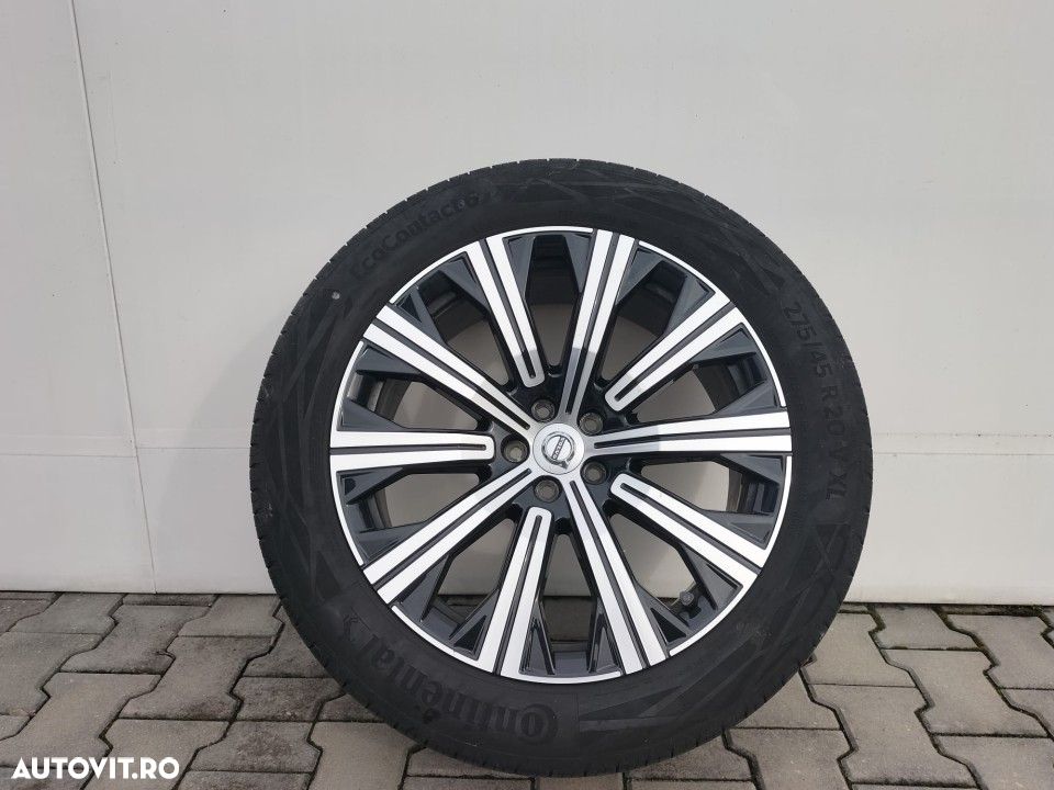 Volvo XC 90 D5 AWD Geartronic RDesign - 21