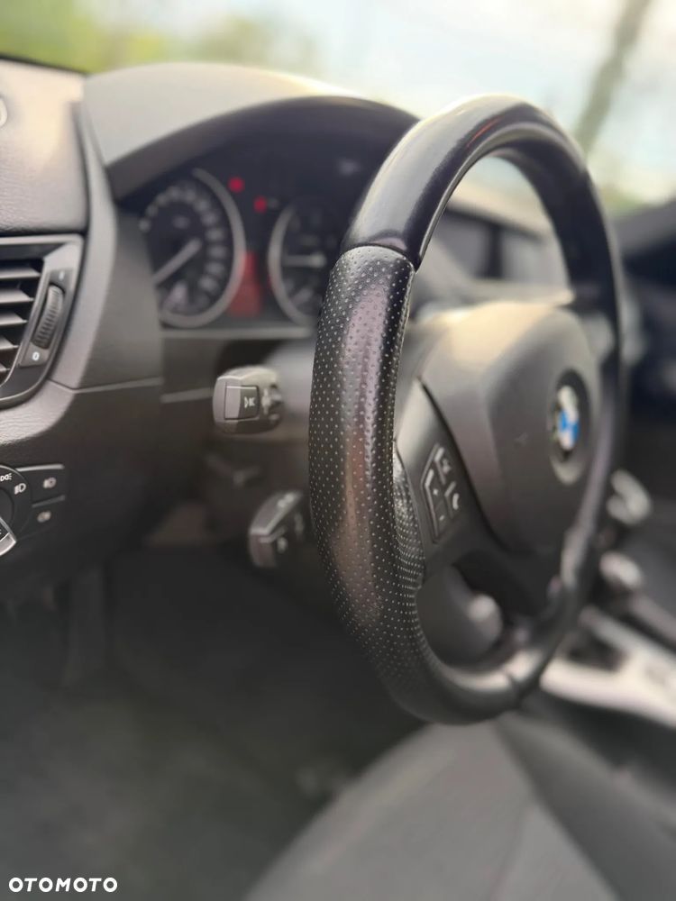 BMW X1 sDrive18d Sport Line - 13