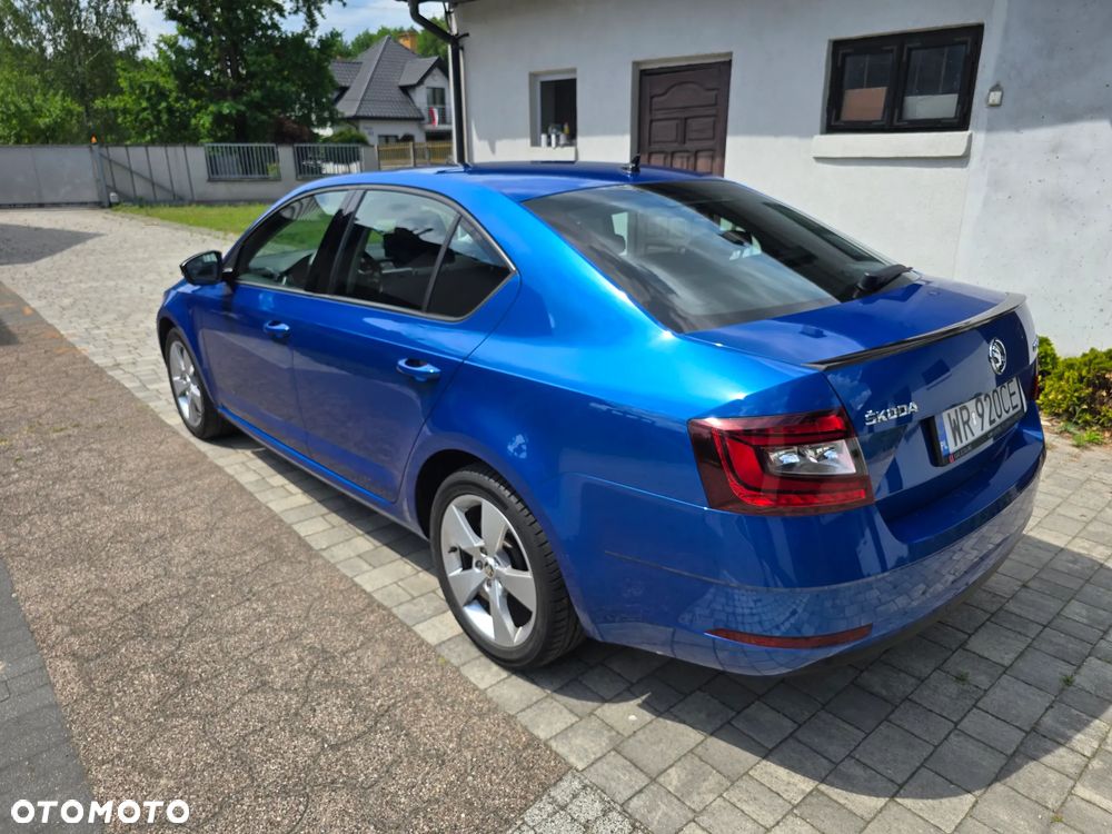 Skoda Octavia 1.5 TSI ACT Style DSG - 4