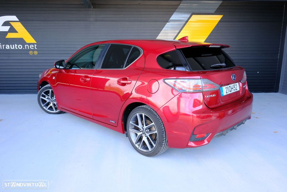 Lexus CT 200h - 2
