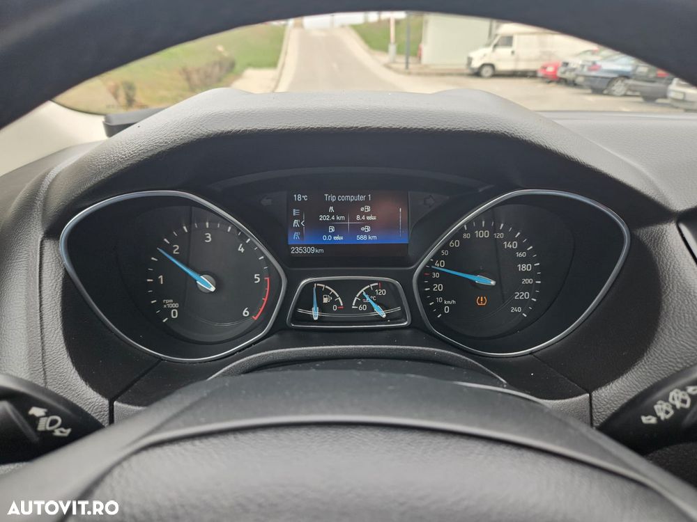 Ford Focus 1.5 TDCi DPF Start-Stopp-System Trend - 7