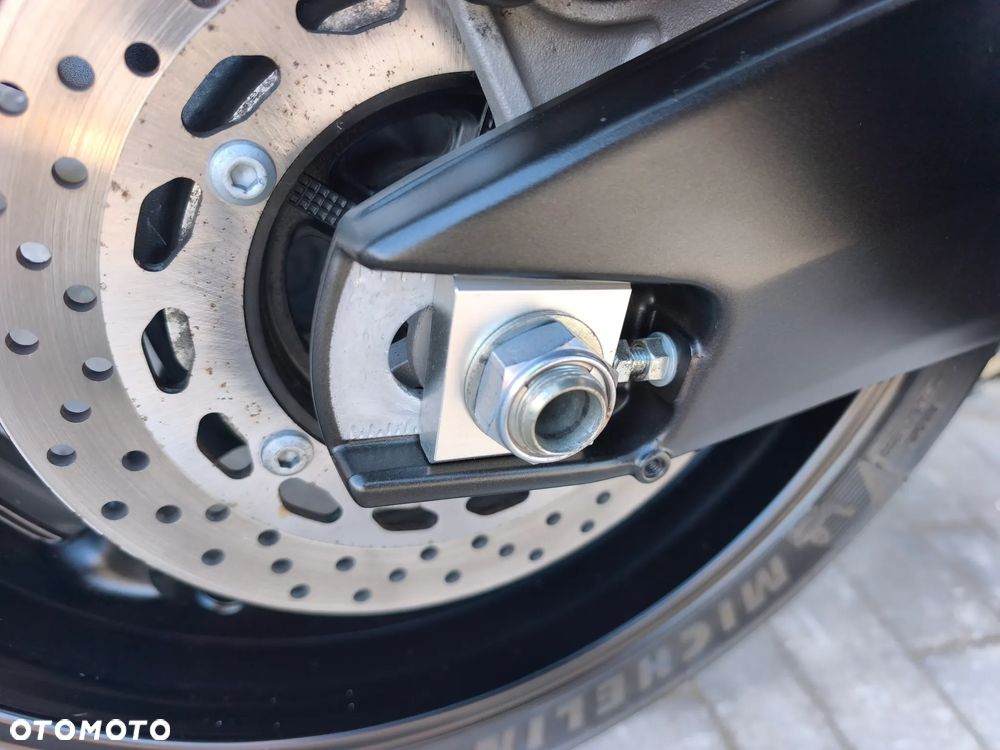 Yamaha FZ8 - 29