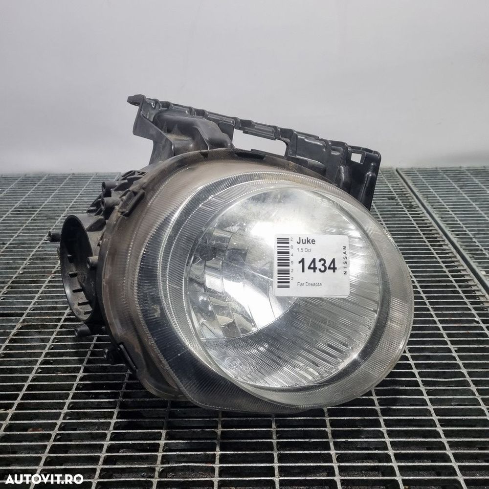 Far Dreapta Nissan Juke 2010 - 2014 SUV 4 Usi (1434) Fara xenon - 1