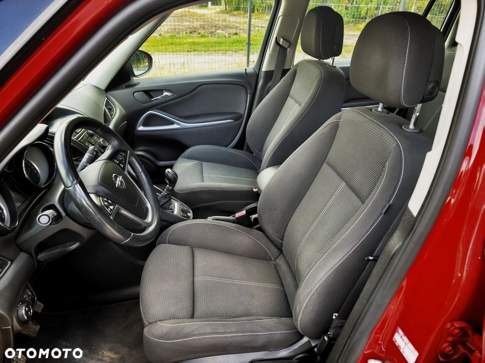 Opel Zafira Tourer 2.0 CDTI Edition - 17